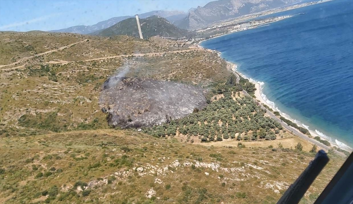 Muğla'da çıkan yangında bir hektar orman alanı zarar gördü