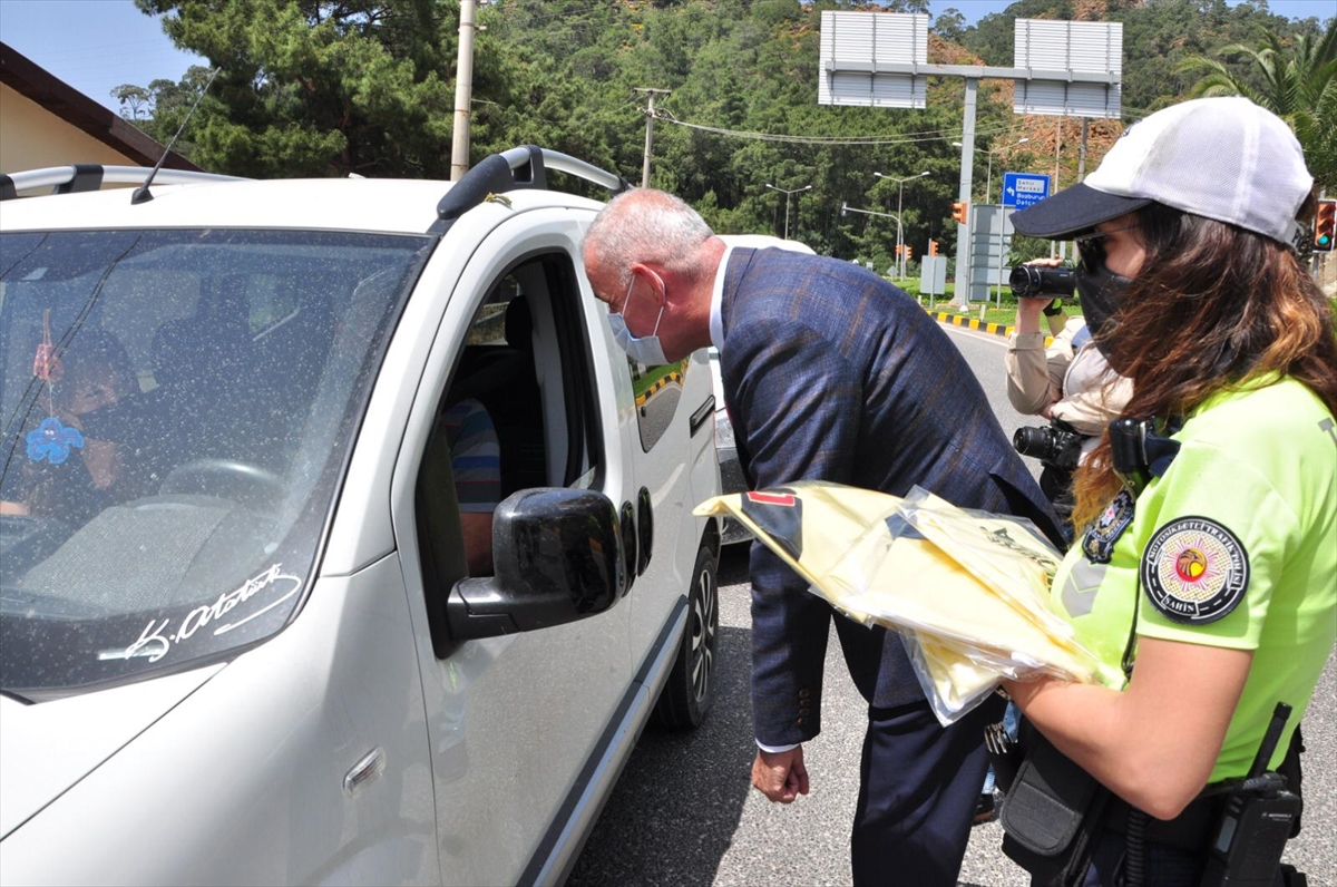 Muğla'da Kovid-19 tedbirlerini ihlal eden otobüs firmasına ve bazı yolculara para cezası