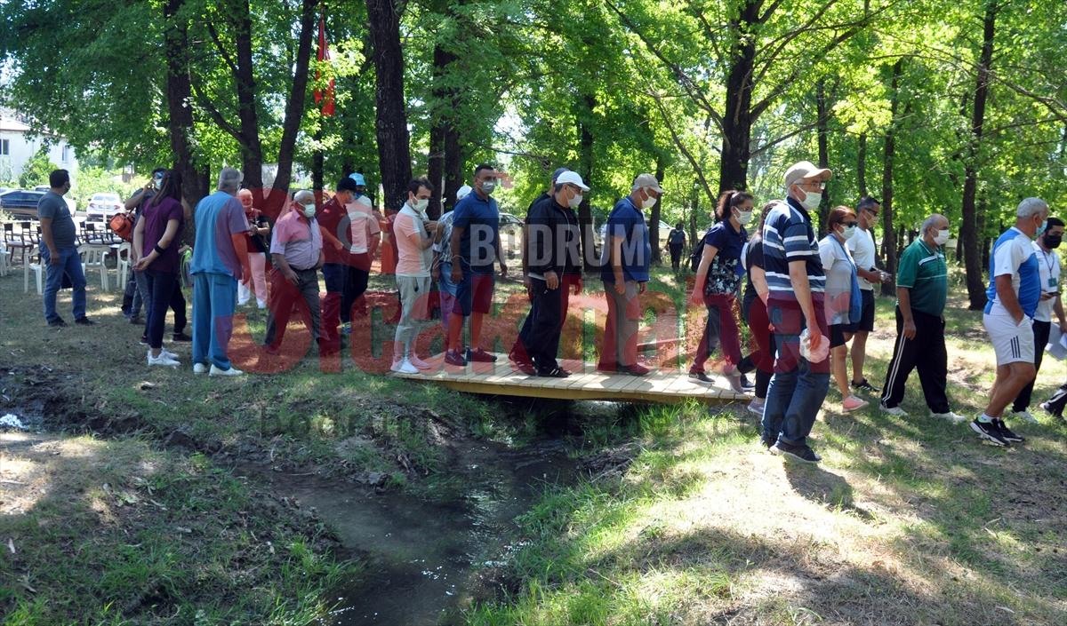 Dalaman'da 60 yaş üstü için "Önce hareket, sonra bereket" sloganıyla doğa yürüyüşü