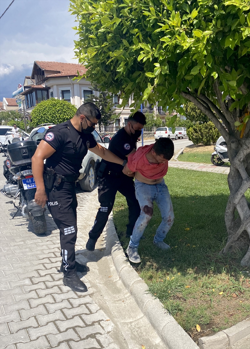 Muğla'da tartıştığı kişiyi bıçakladığı iddia edilen şüpheli yakalandı