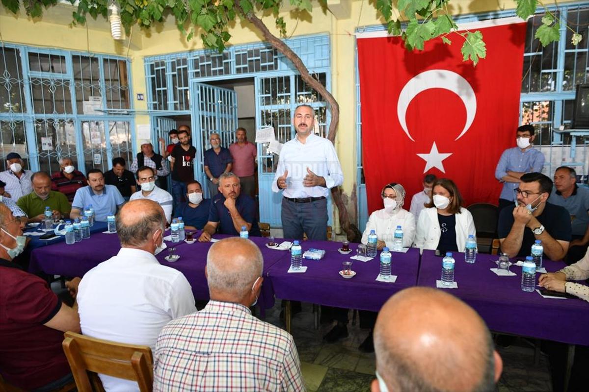 Adalet Bakanı Gül, Muğla'da yangından zarar gören ilçelerde incelemelerde bulundu: