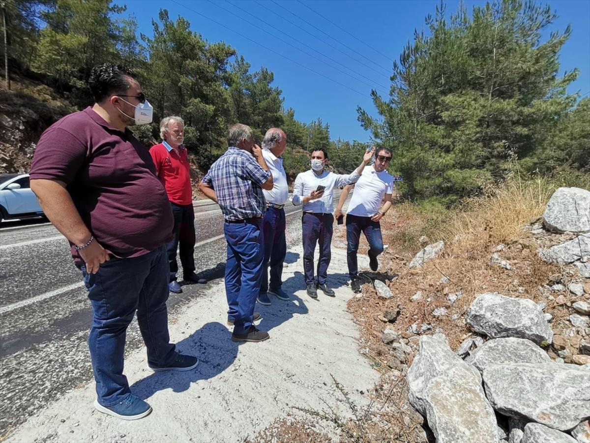 AK Parti Muğla Milletvekili Demir'den, Marmaris'te yangından etkilenenlere ziyaret