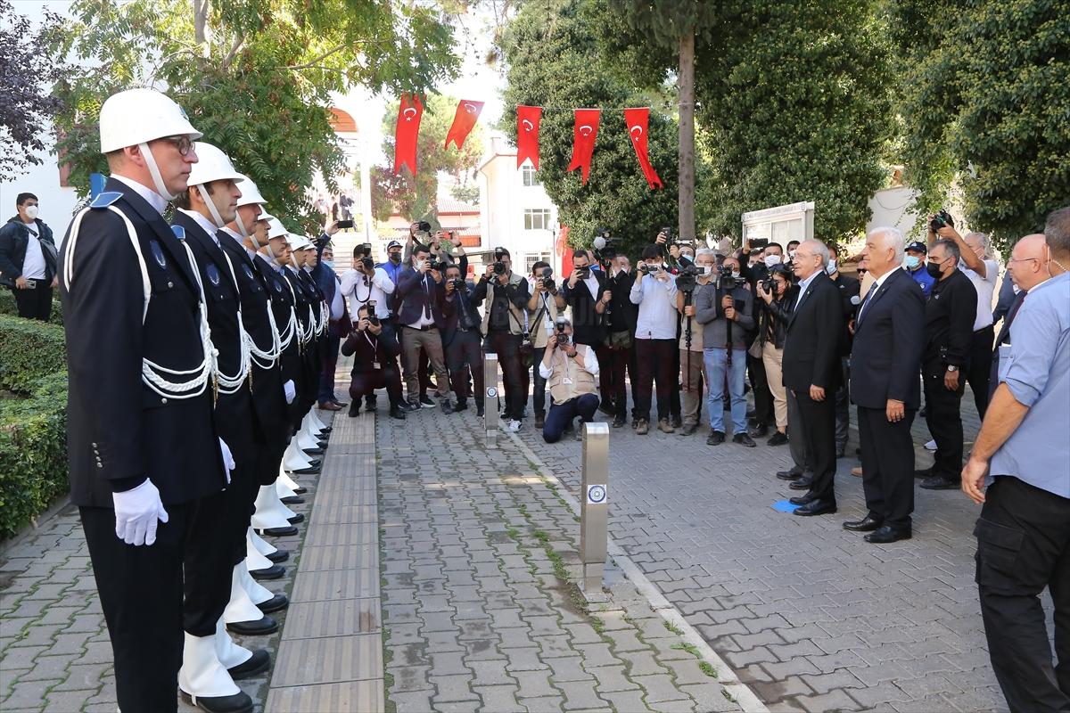 CHP Genel Başkanı Kılıçdaroğlu Muğla'da pazarcılarla bir araya geldi