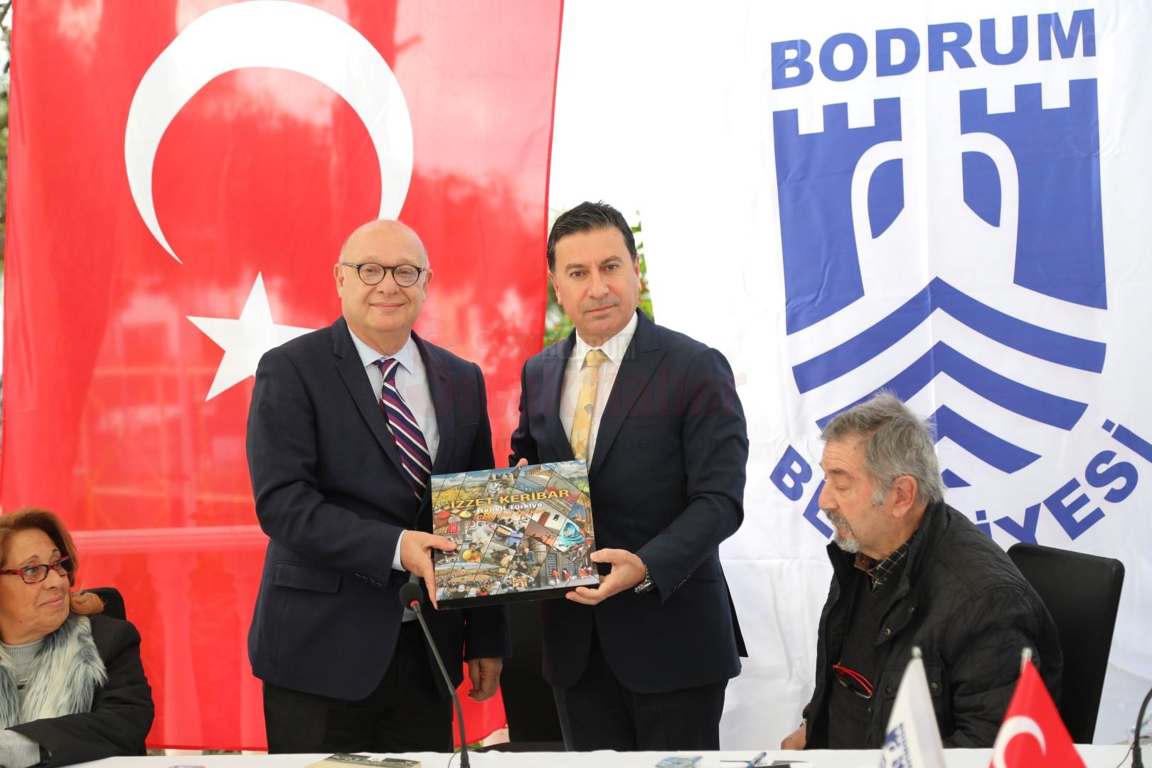 BODRUMLU-PROFESOR-AVRAM-GALANTININ-KITABI-TANITILDI-8