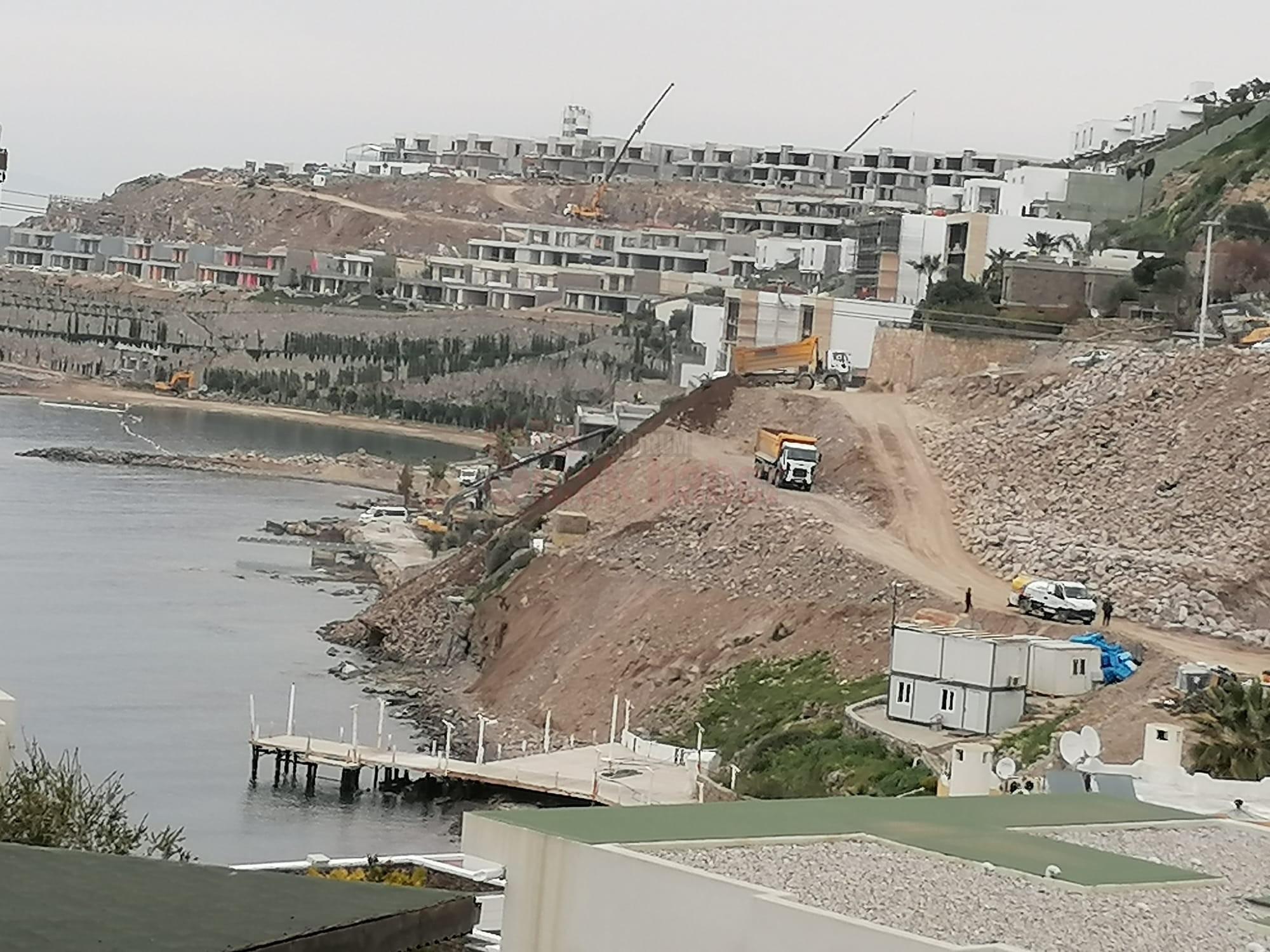 DENİZE DÖKTÜKLERİ HAFRİYATI KALDIRIYORLAR BAŞSAVCILIK SORUŞTURMA BAŞLATTI