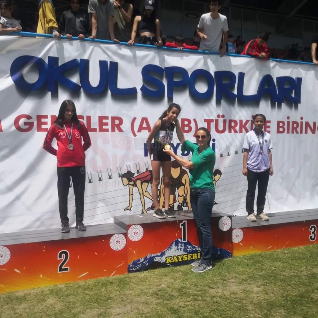 Buyuksehir-Sporculari-Basaridan-Basariya-kosuyor-1