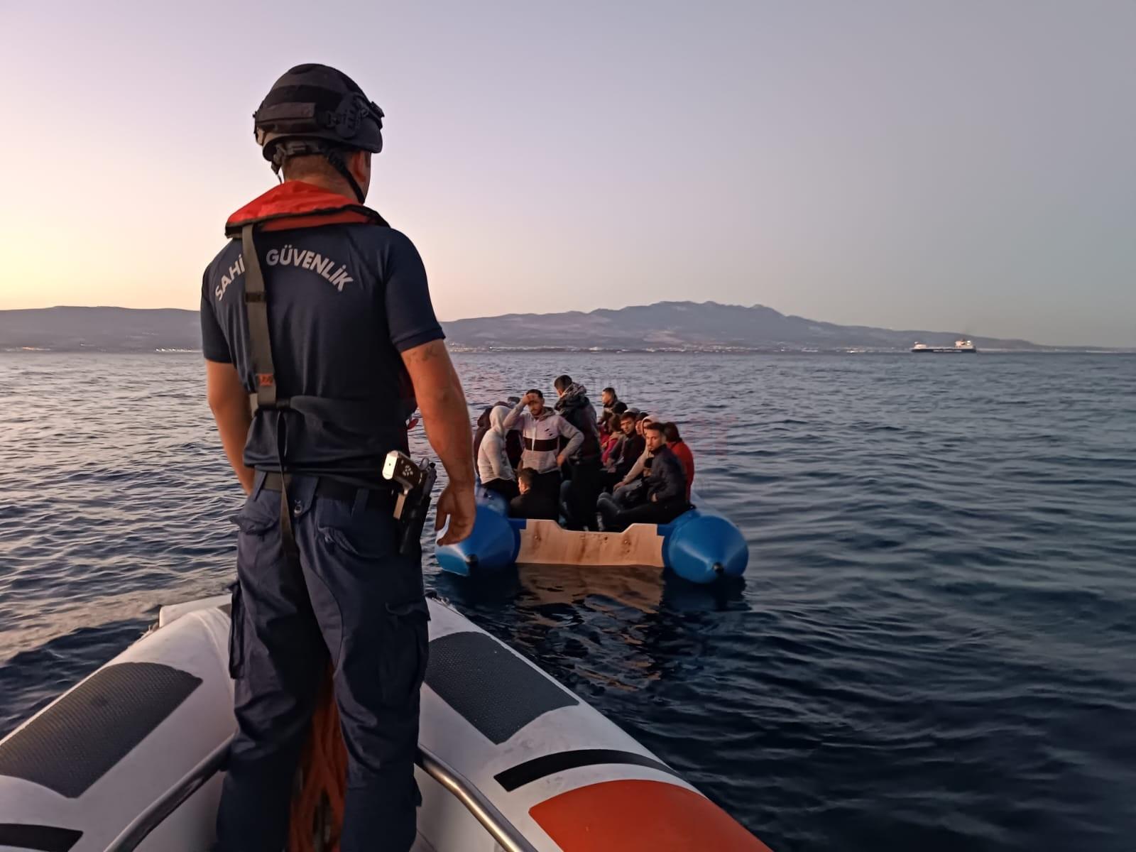 BODRUM'DA 30 DÜZENSİZ GÖÇMEN KURTARILDI