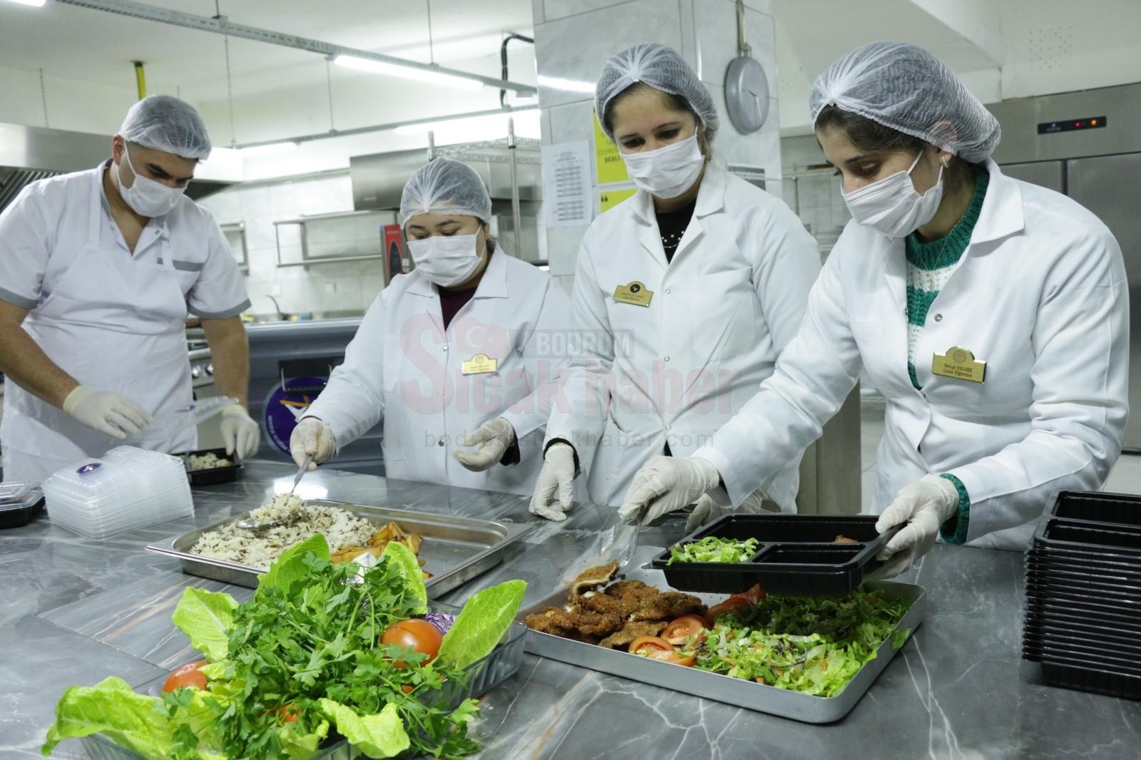 MUĞLA'DA ÖĞRENCİLERE ÜCRETSİZ YEMEK DESTEĞİ