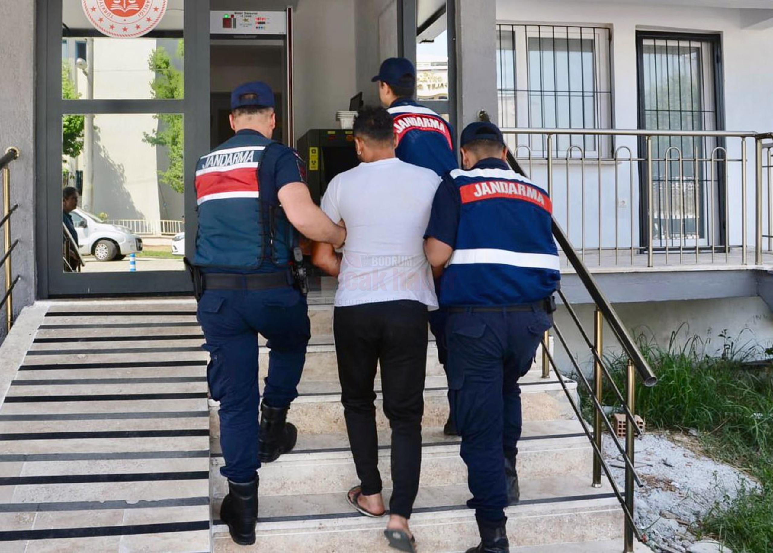 KARARA BAĞLANMIŞ 43 YIL HAPİS CEZASI İLE ARANIYORDU, YAKALANDI