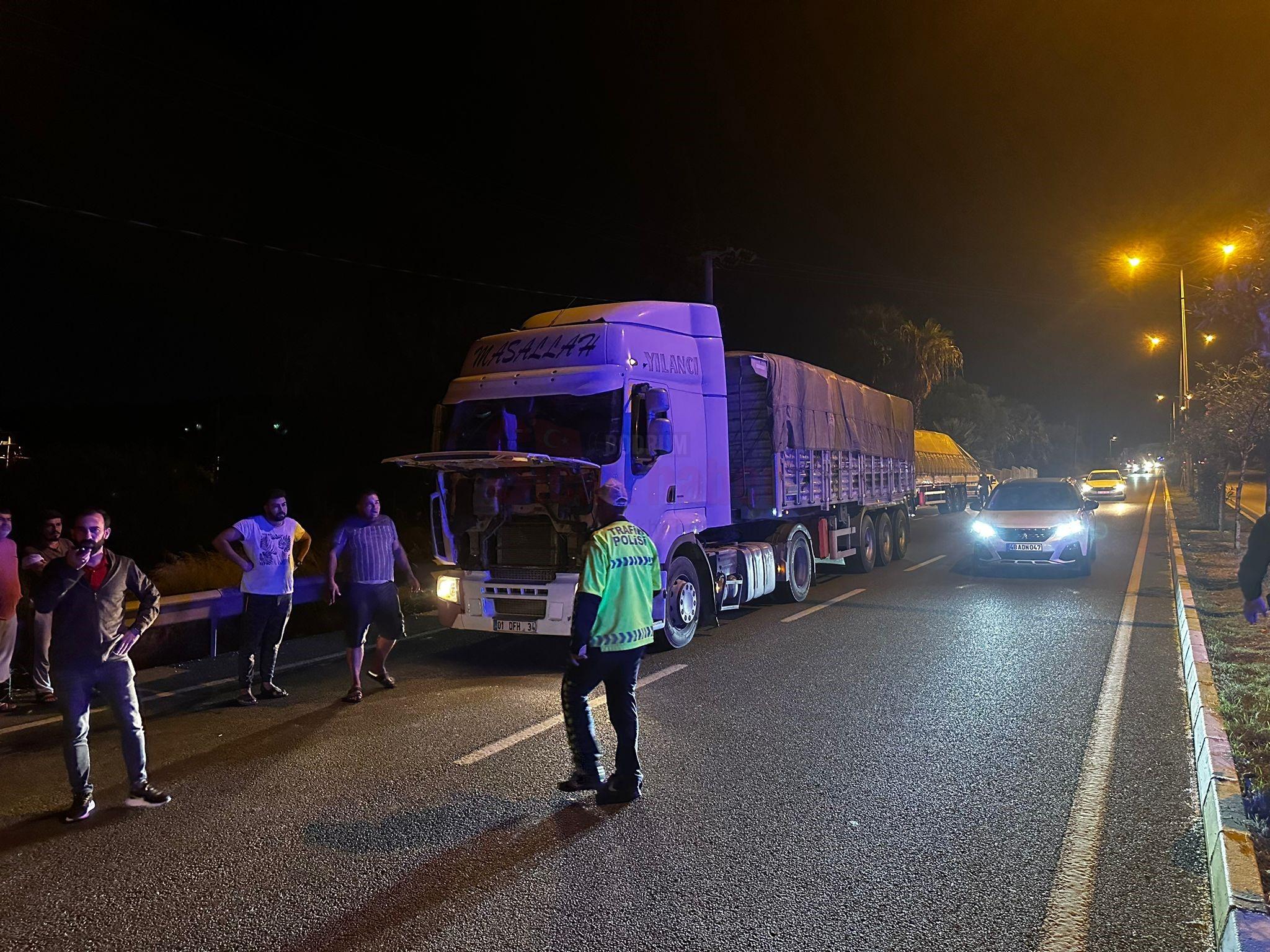 MİLAS'TA TIRIN ÇARPTIĞI KADIN AĞIR YARALANDI