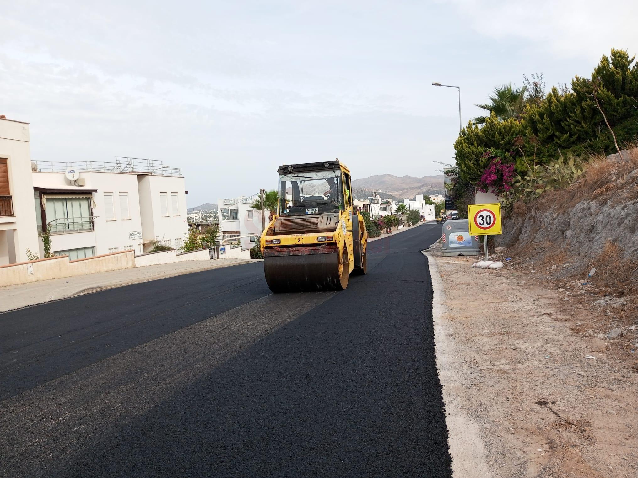 Bodrum’da Sıcak Asfalt Çalışmaları Devam Ediyor (2)