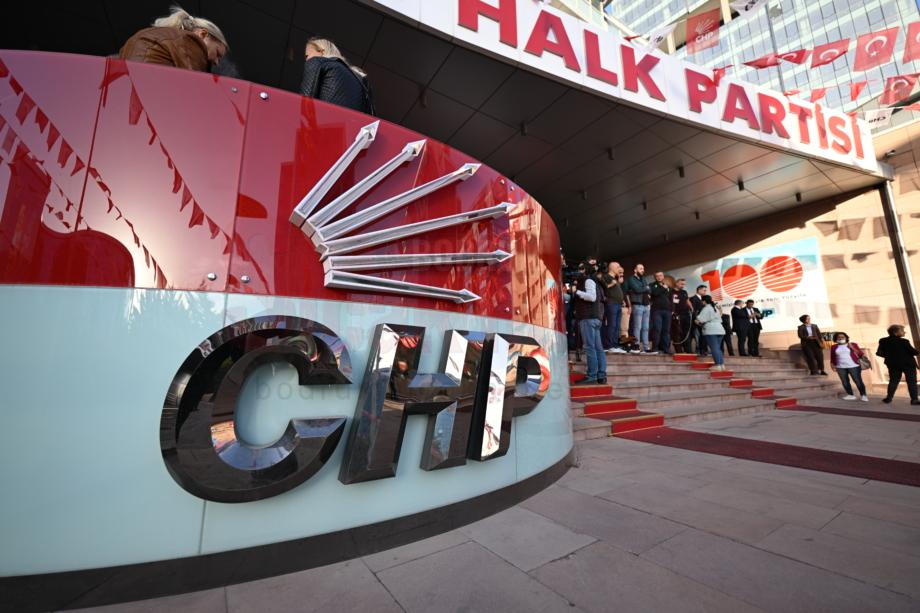Kemal Kılıçdaroğlu, CHP Genel Merkeze geldi
