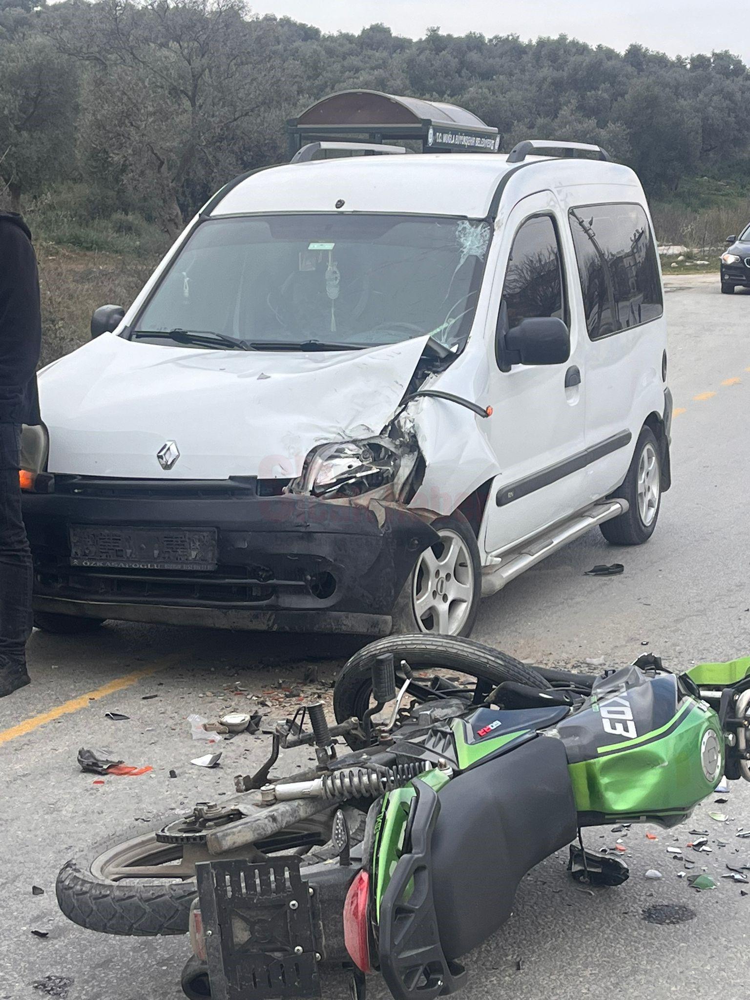 MİLAS'TA OTOMOBİL İLE MOTOSİKLET ÇARPIŞTI: 1 YARALI