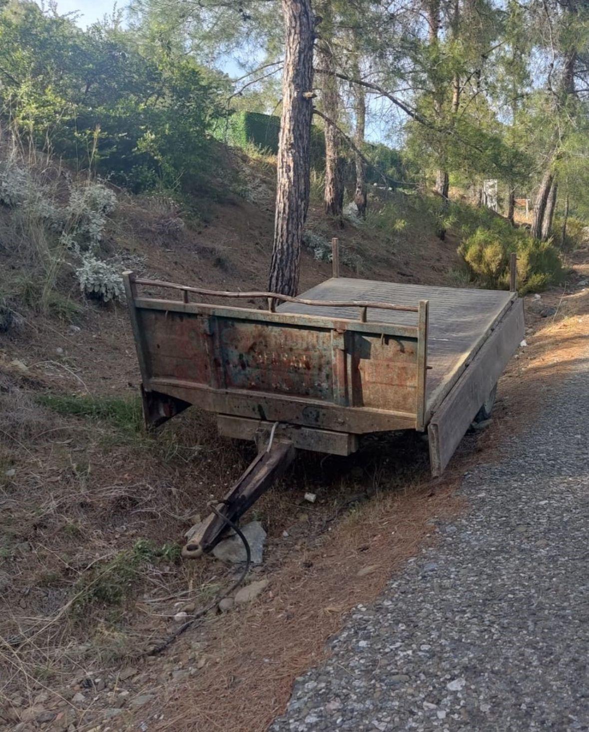 FETHİYE'DE TRAKTÖRÜN ALTINDA KALAN SÜRÜCÜ ÖLDÜ