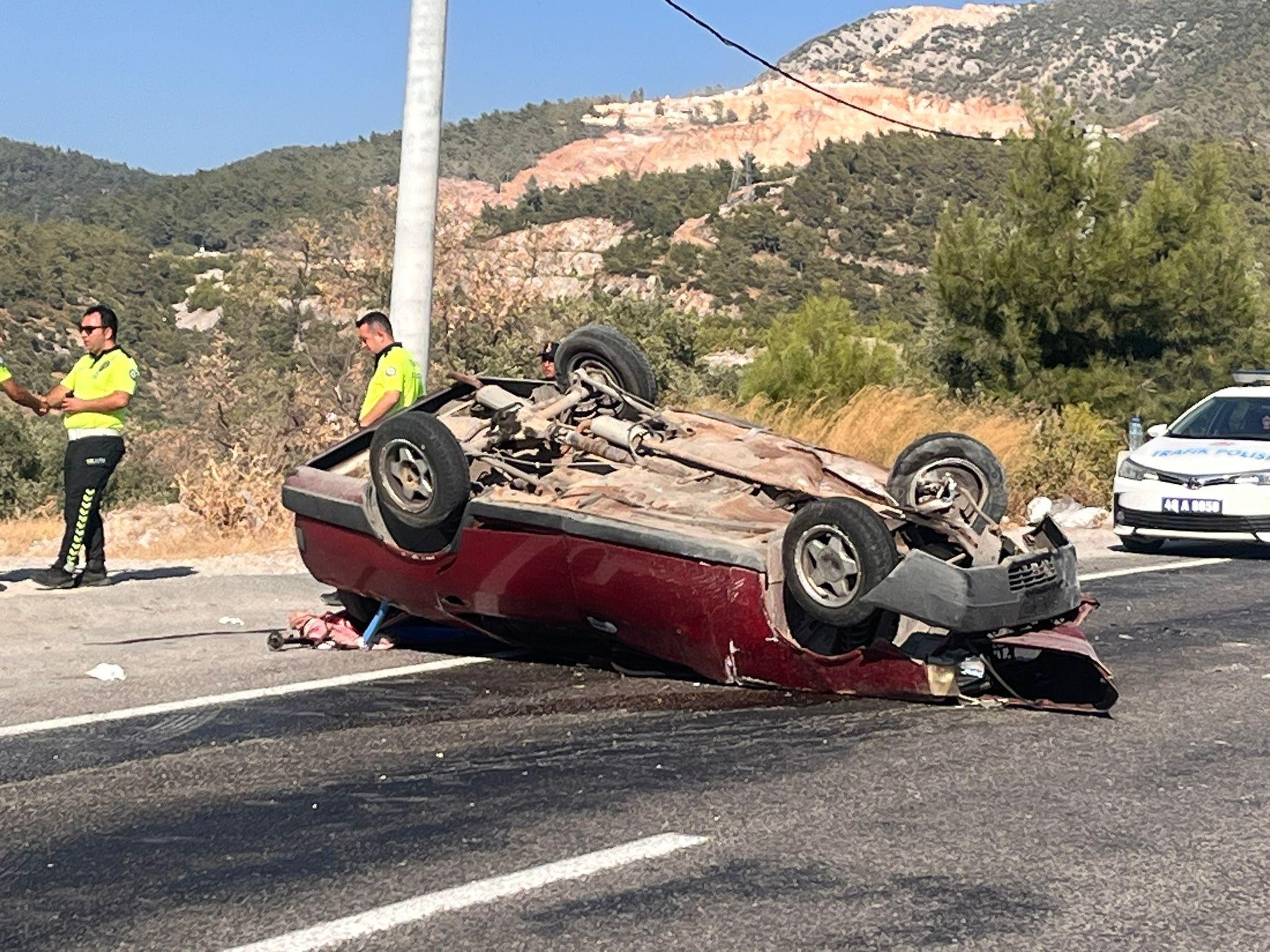 KONTROLDEN ÇIKAN OTOMOBİL TAKLA ATTI: 1 YARALI