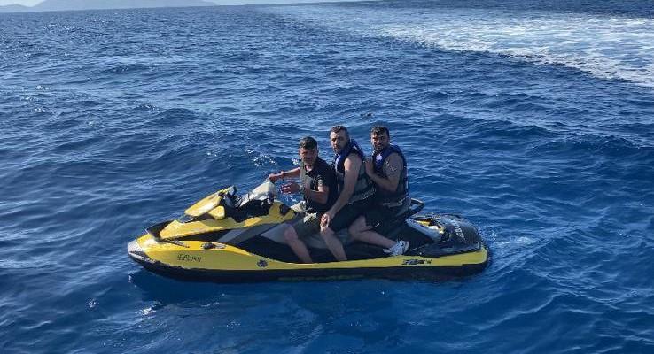 JET SKİ İLE YUNAN ADALARINA GEÇEMEDEN YAKALANDILAR